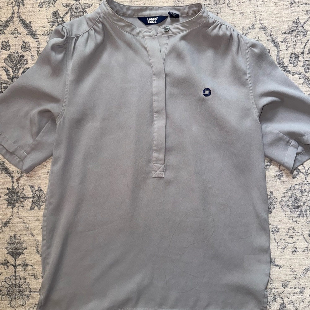 Lands' End Light Gray Short Sleeve Blouse